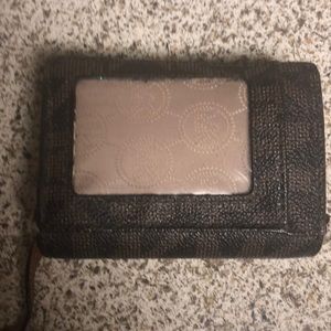 MK wallet